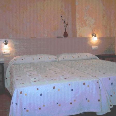 Hostal Valle Del Iregua Albelda De Iregua Zimmer foto